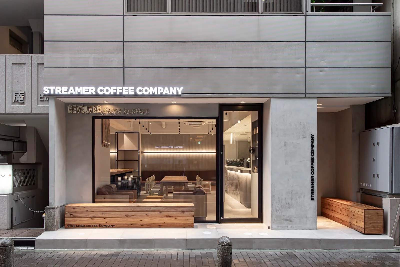 STREAMER COFFEE COMPANY AKASAKA